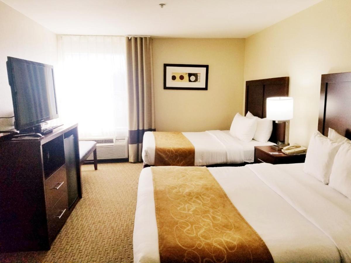 Quality Suites Irving-Las Colinas Exterior foto