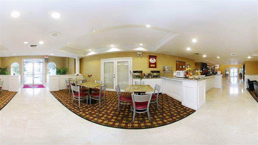 Quality Suites Irving-Las Colinas Exterior foto